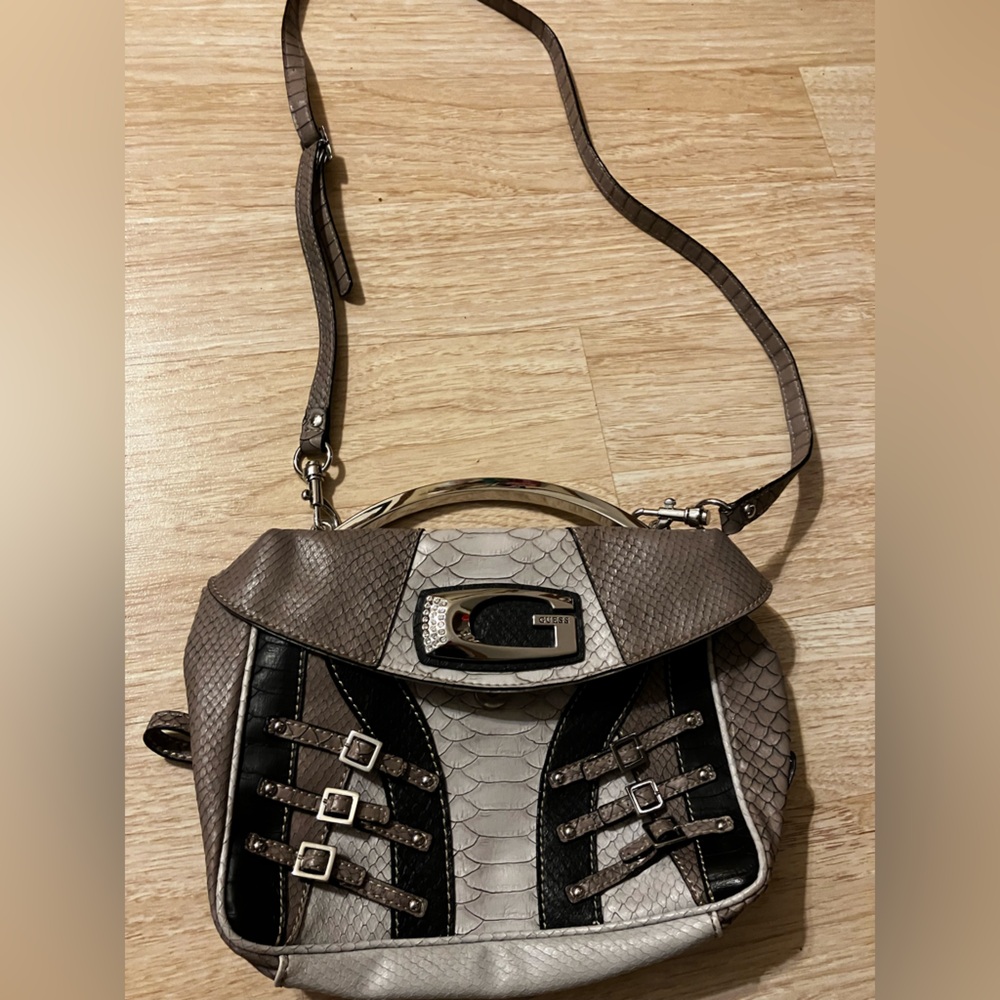 Guess crossbody bag